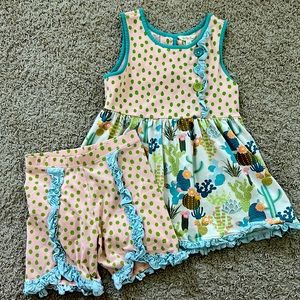 Matilda Jane tunic and shorts set. Size 10.